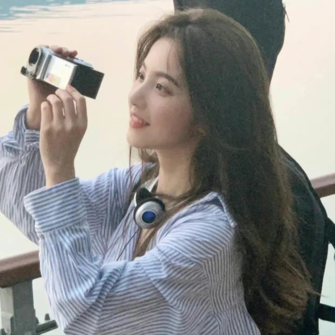 逆转世界的电池少女